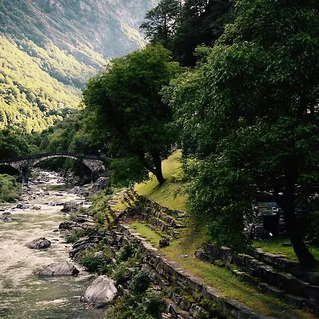 بيت ضيافة Garni Ca' Stella Bignasco